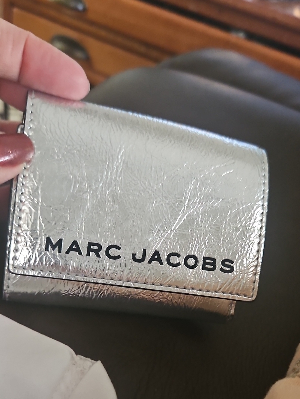 Small Silver Compact Wallet. Lots Of Places For Cards Marc Jacobs